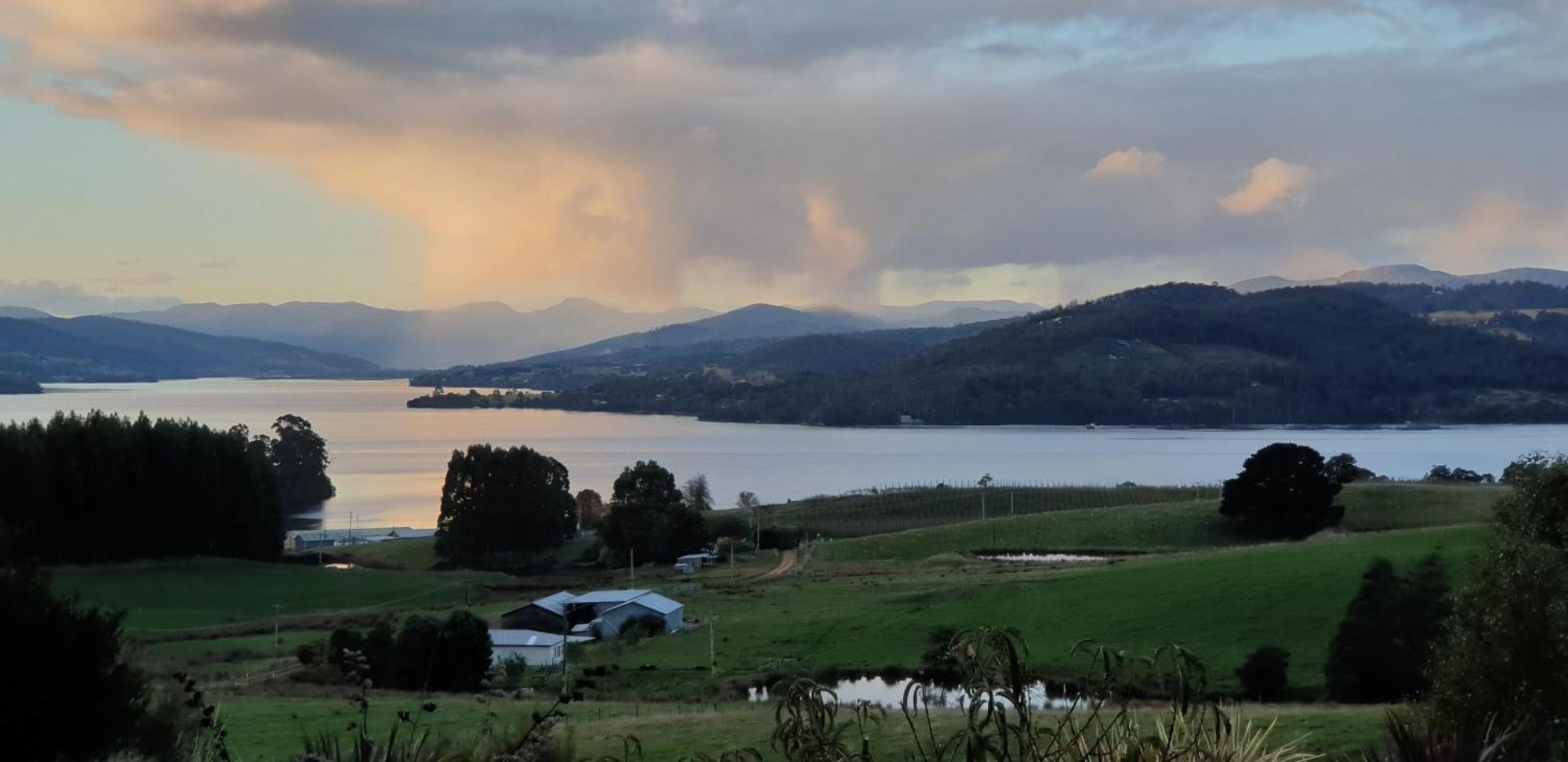 Huon Belle Homestead Brooks Bay Bagian luar foto